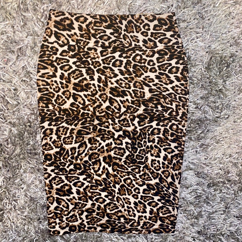 INC Leopard Scuba Skirt